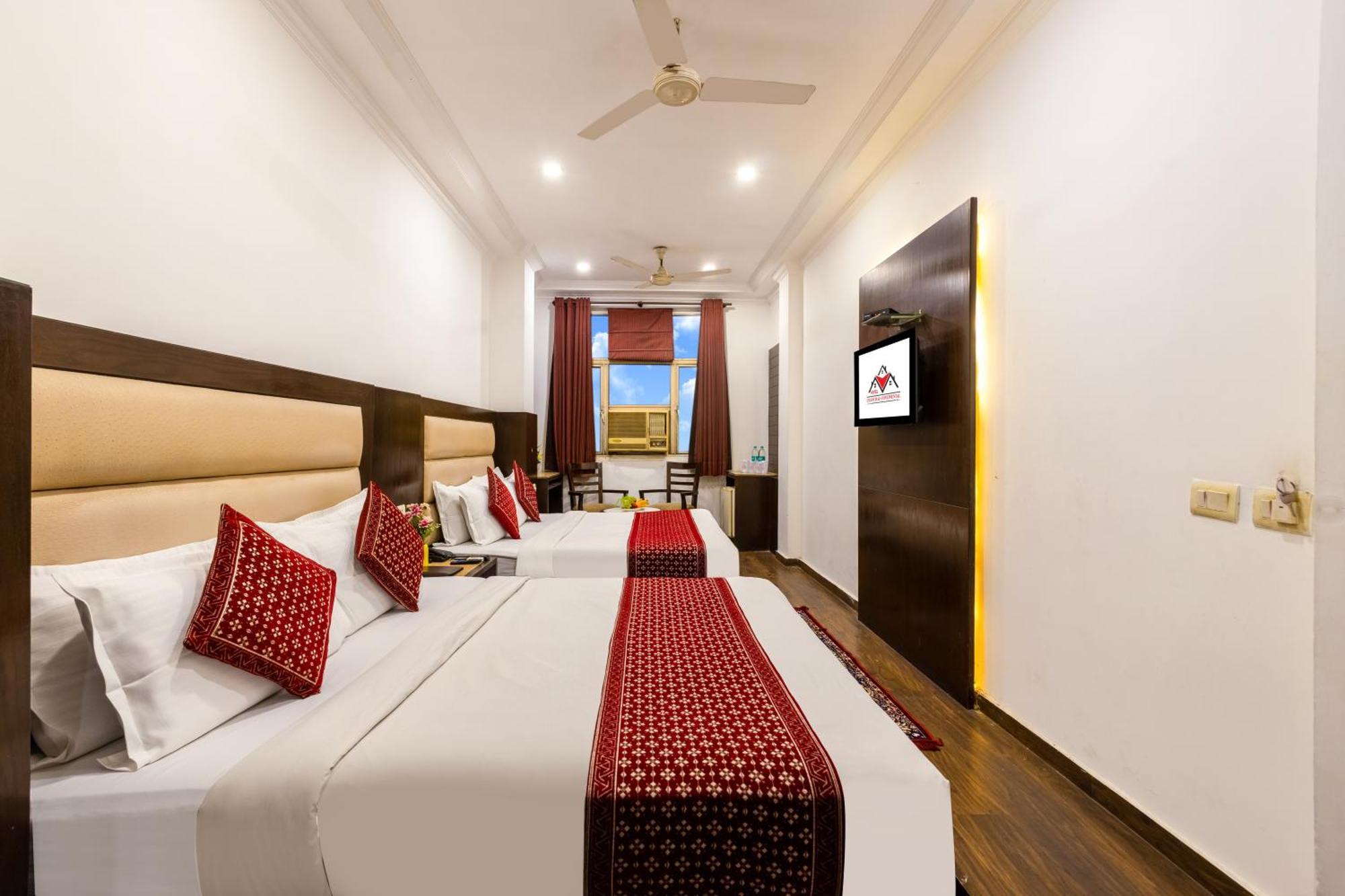 Chanchal Continental - Centre Hotel New Delhi