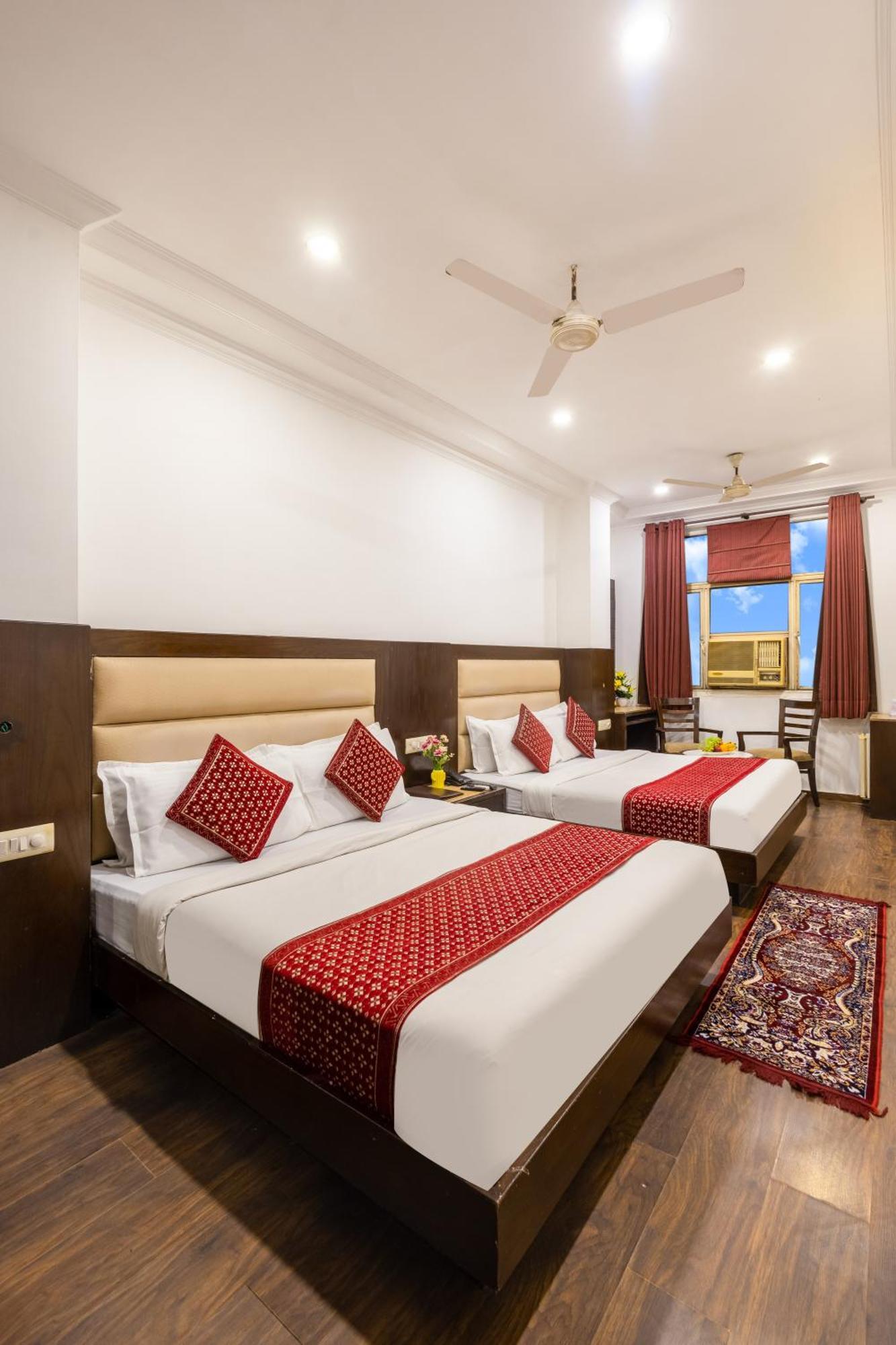Chanchal Continental - Centre 3* New Delhi