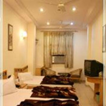 Hotel Chanchal Continental - Centre 3*